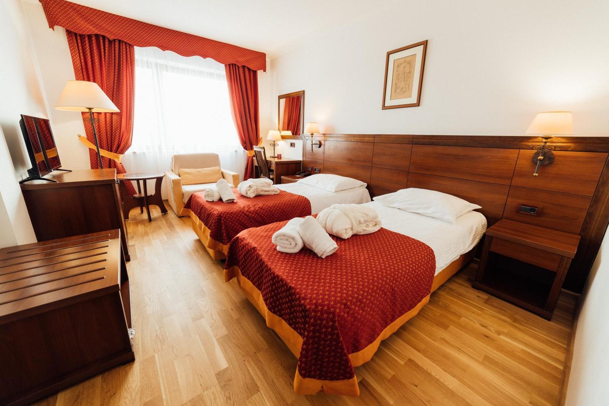 Hotel Picok Ðurđevac Dış mekan fotoğraf