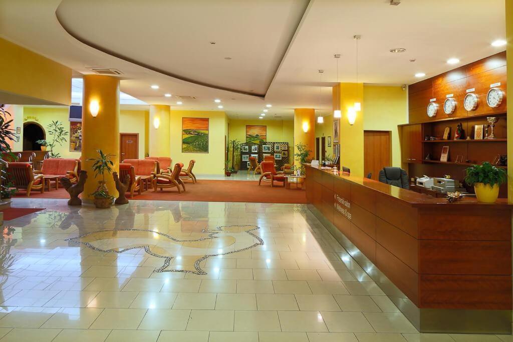 Hotel Picok Ðurđevac Dış mekan fotoğraf