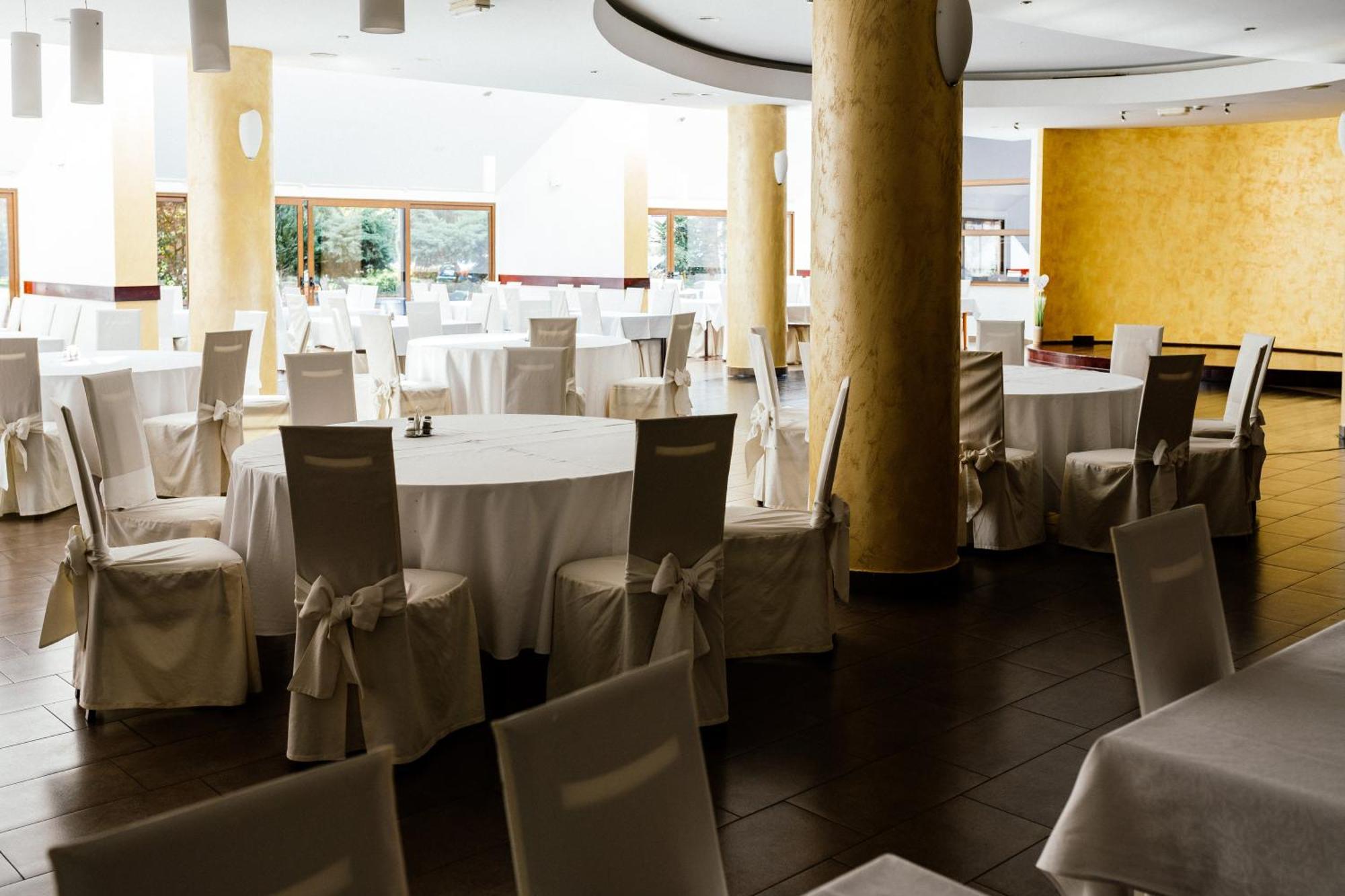 Hotel Picok Ðurđevac Dış mekan fotoğraf