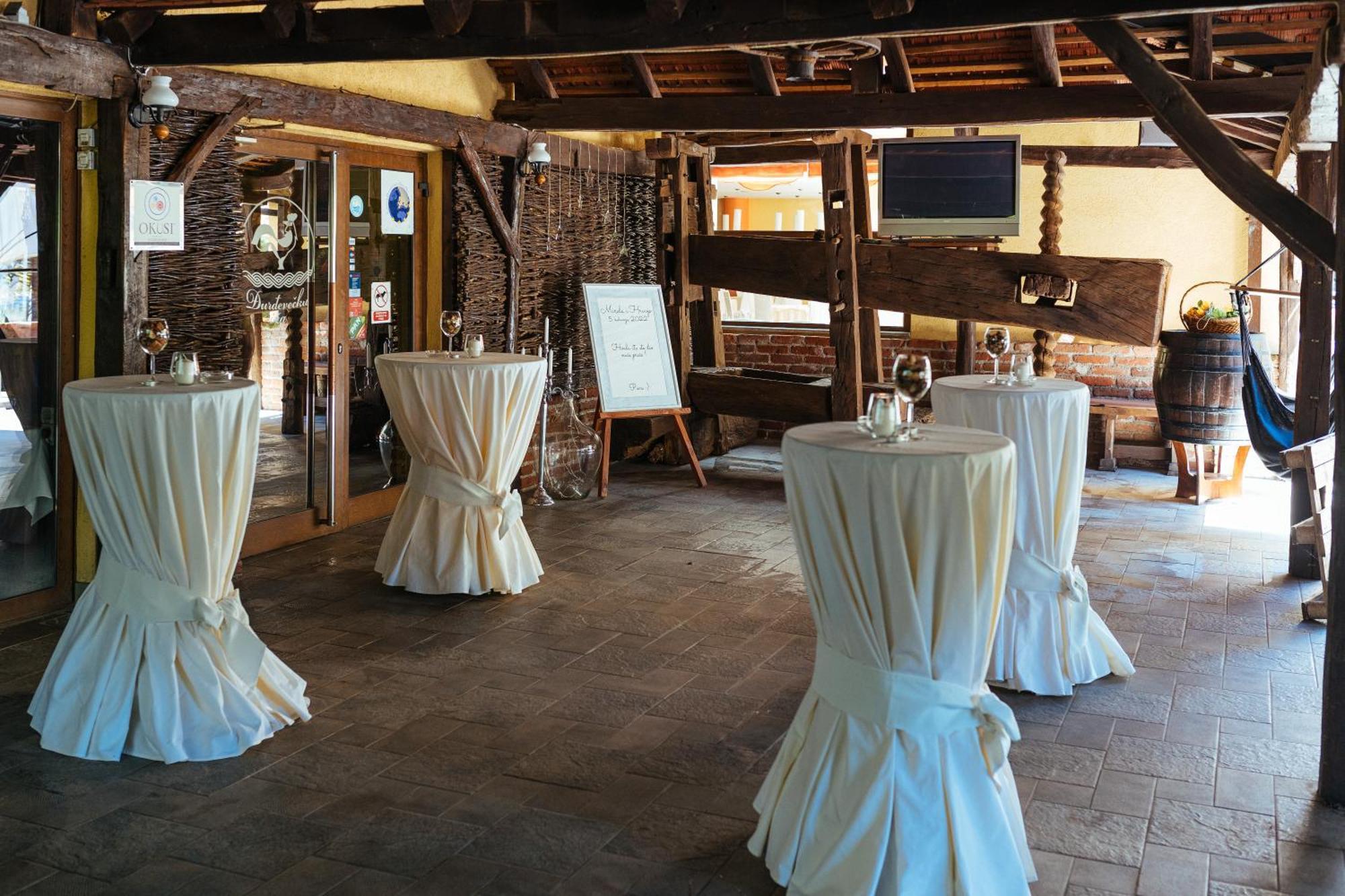 Hotel Picok Ðurđevac Dış mekan fotoğraf
