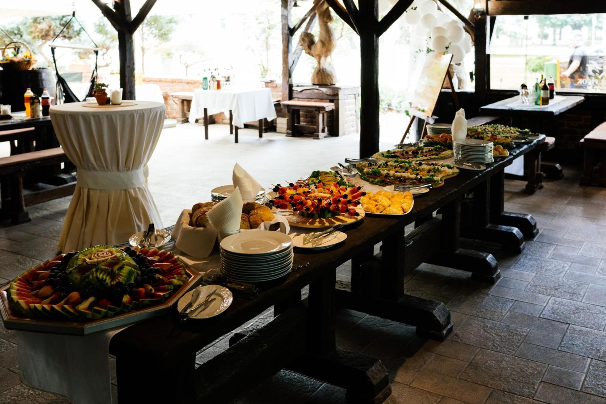 Hotel Picok Ðurđevac Dış mekan fotoğraf