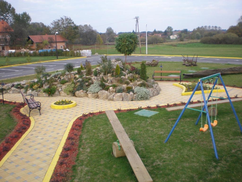 Hotel Picok Ðurđevac Dış mekan fotoğraf