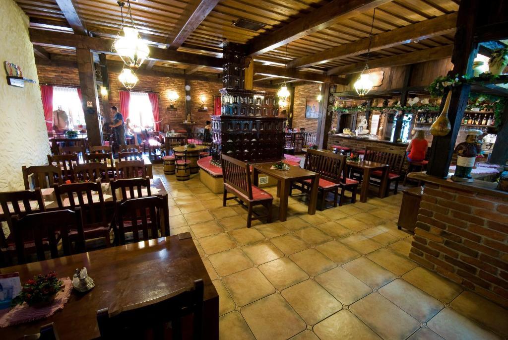 Hotel Picok Ðurđevac Dış mekan fotoğraf