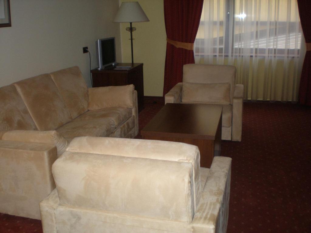 Hotel Picok Ðurđevac Dış mekan fotoğraf
